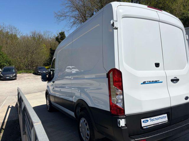 FORD E-Transit Van 350 L2H2 Trend 269CV Batt. 68KWh Auton. 260Km