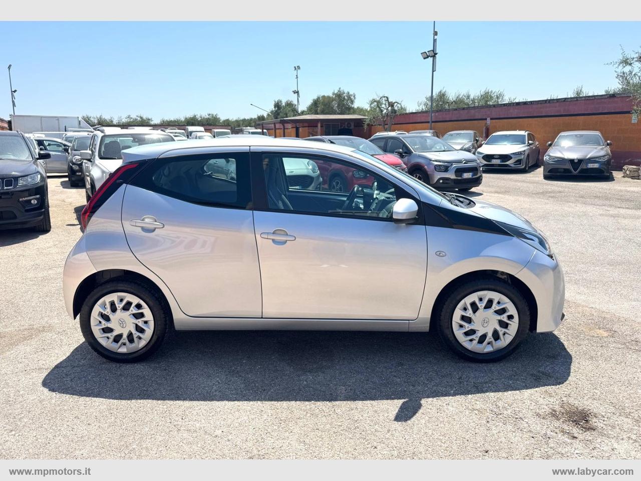 TOYOTA AYGO X-BUSINESS 1.0 72CV 5P. AUTOMATICA