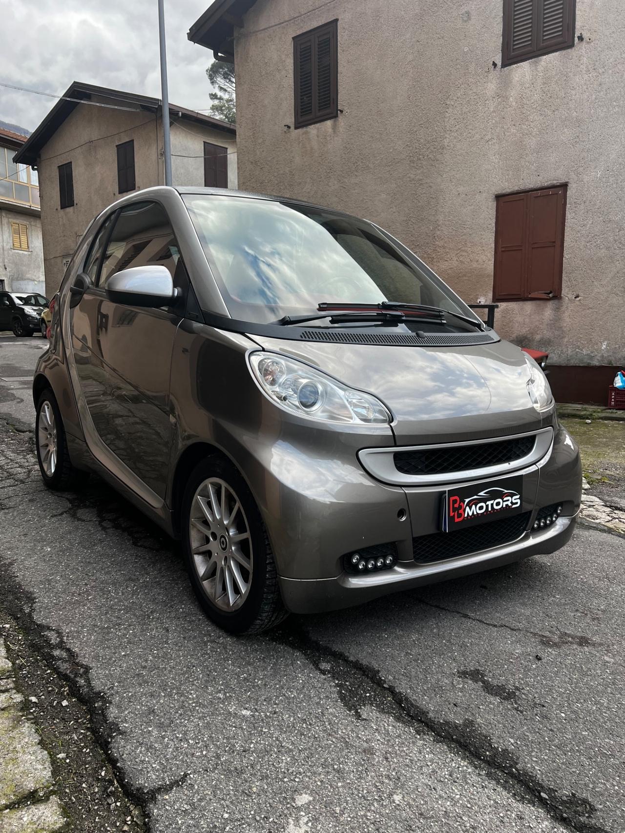 Smart ForTwo 800 40 kW coupé passion cdi