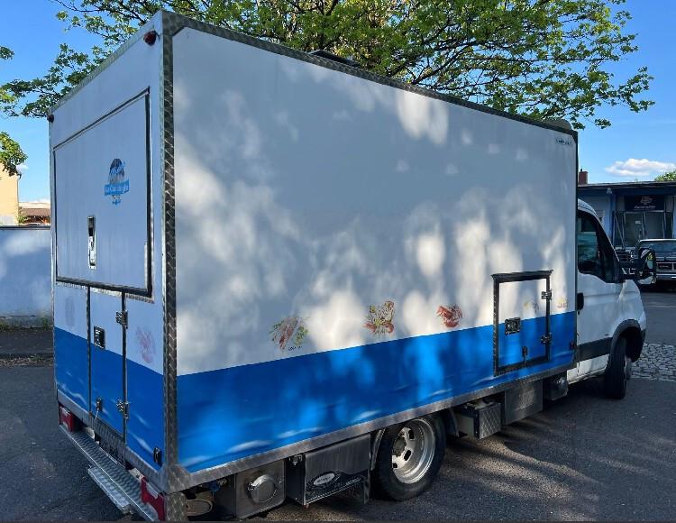 Food truck PESCHERIA Iveco 35C15* pat. B