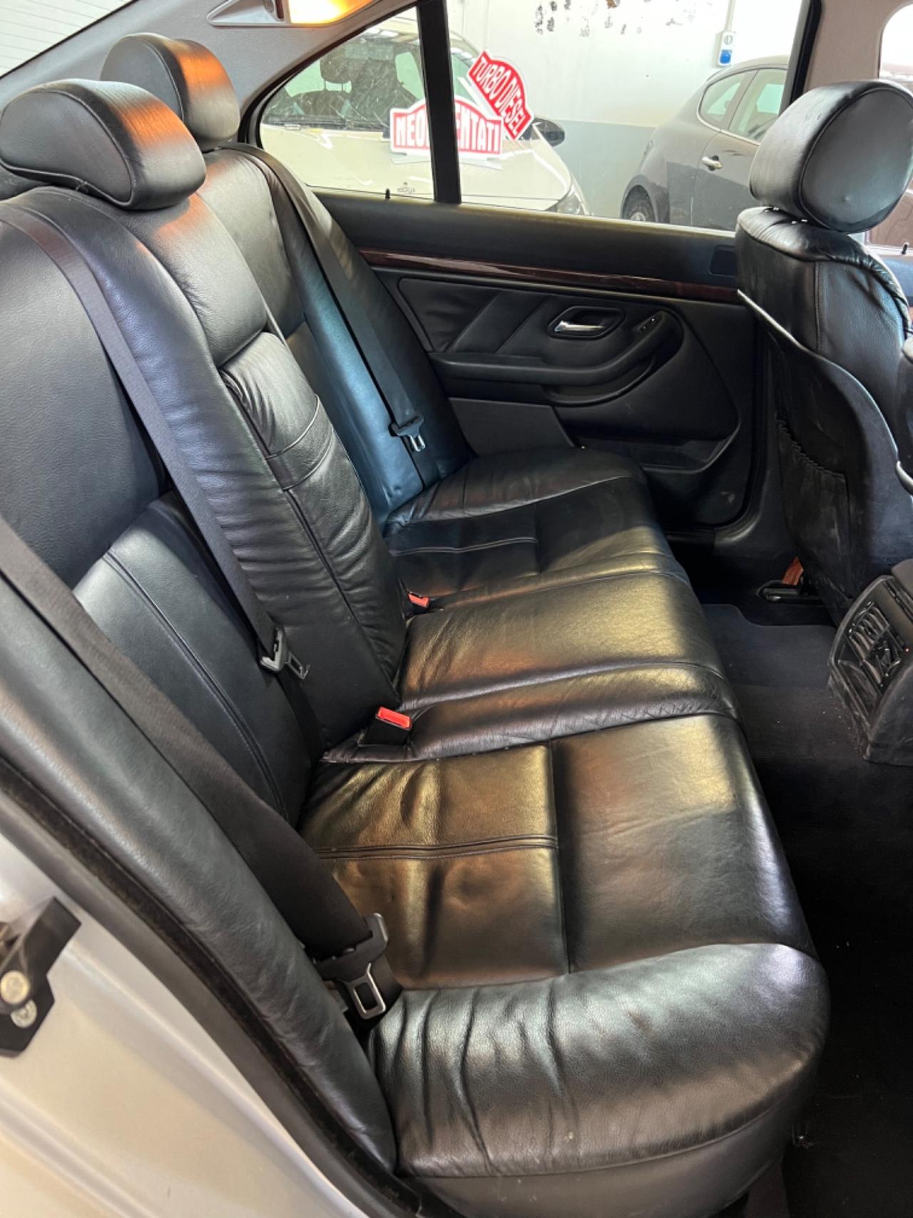 Volkswagen Passat 2.0 TDI cat Var. Business DPF