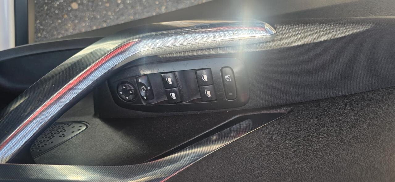 Peugeot 2008 1.6 e-HDi 115 CV Stop&Start Allure garanzia permute