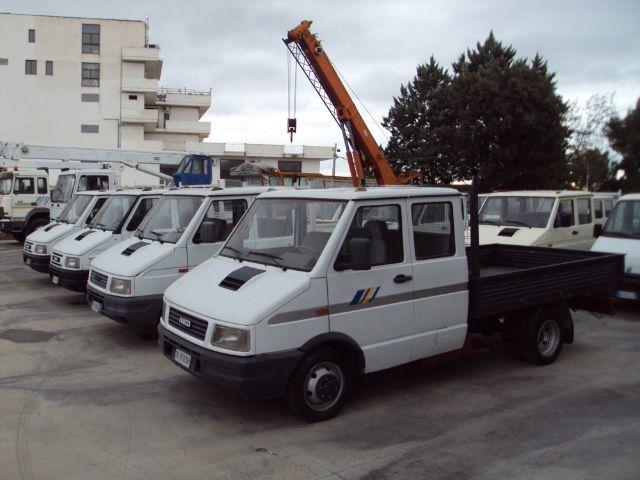 Iveco Daily vasta gamma di doppia e tripla cabina vari anni