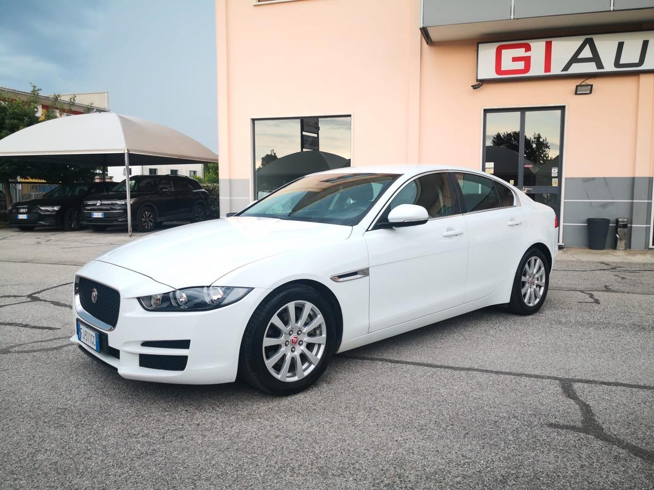 Jaguar XE 2.0 D 180 CV aut. ***NAVI***PELLE***