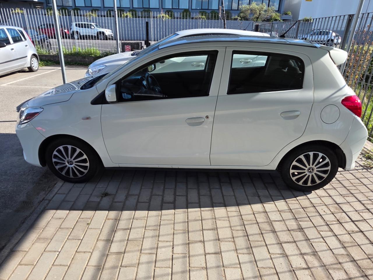 Mitsubishi Space Star 1.0 Invite