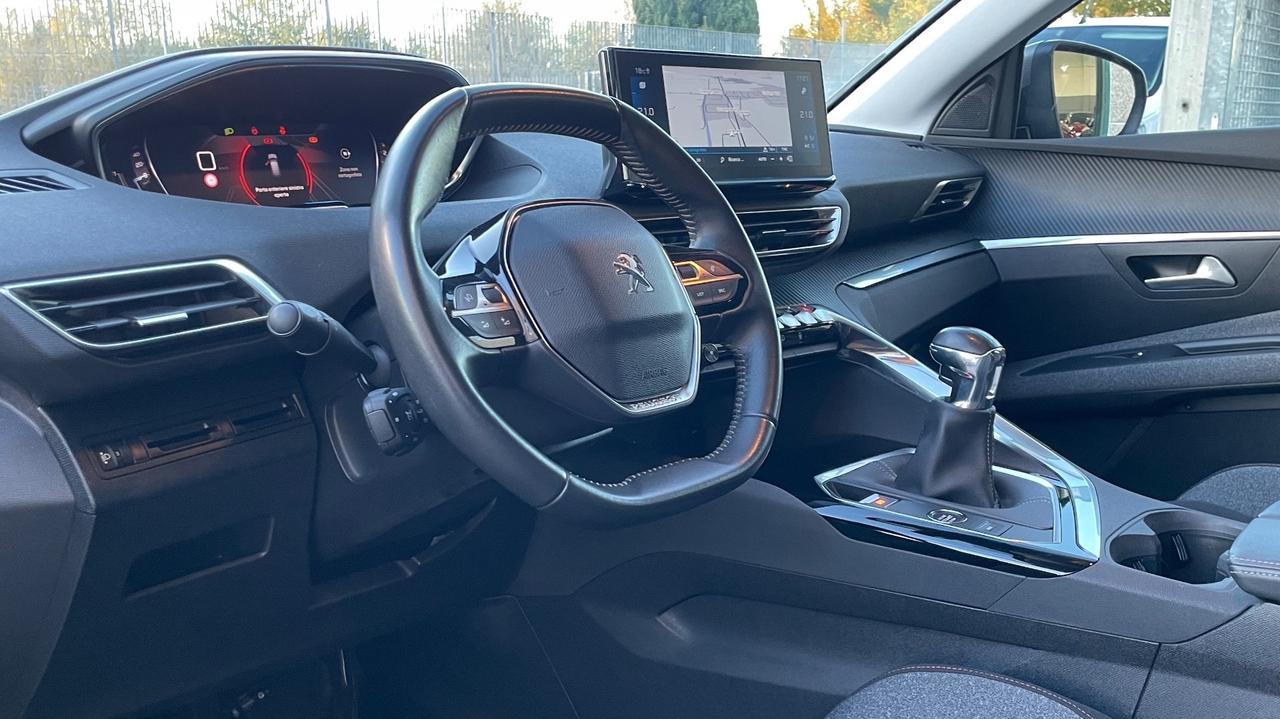 PEUGEOT 3008 1.5 ALLURE BLUEHDI 131CV - FULL LED, VIRTUAL COCKPIT, NEOPATENTATI