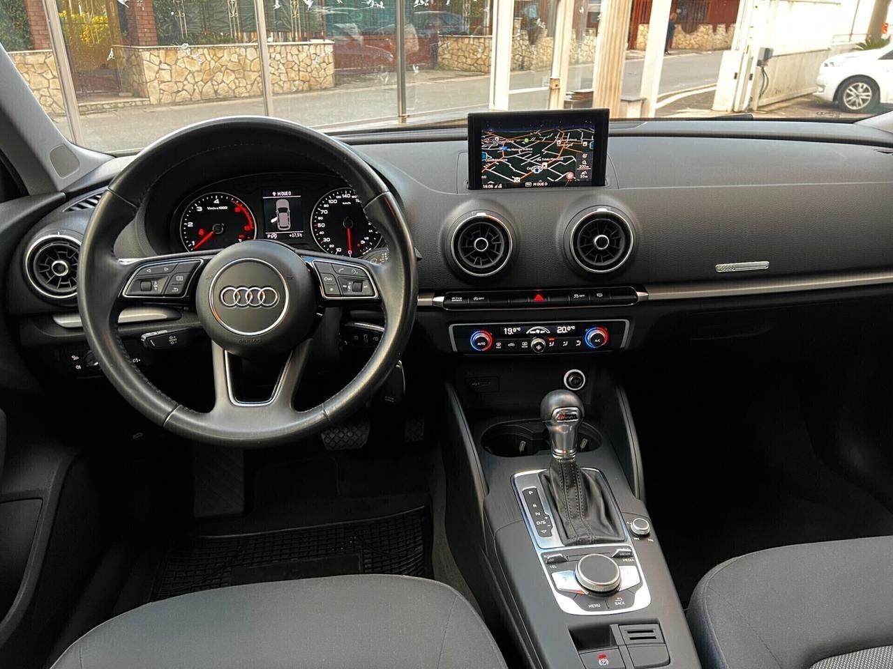 Audi A3 SPB 30 TDI S Tronic- 2019-NAVI