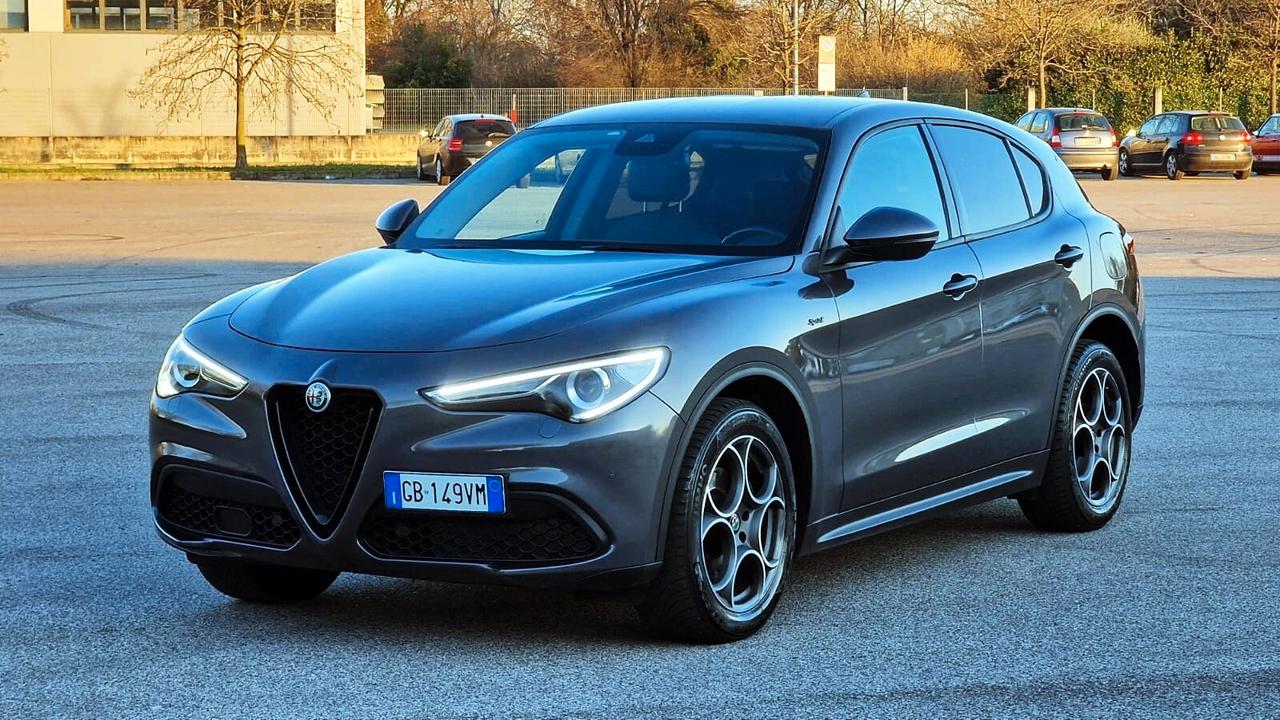 Alfa Romeo Stelvio 2.2 Turbodiesel 190 CV AT8 Q4 Sprint