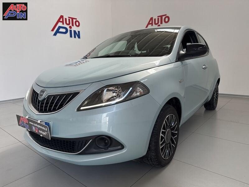 Lancia Ypsilon Ypsilon 1.0 FireFly 5 porte S&S Hybrid Platino