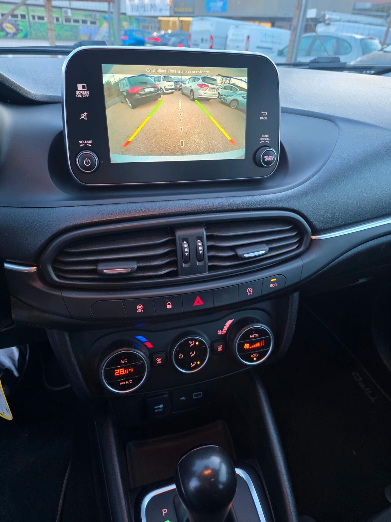 Fiat Tipo 1.6 Mjt S&S DCT SW Lounge 12 mesi Garanzia