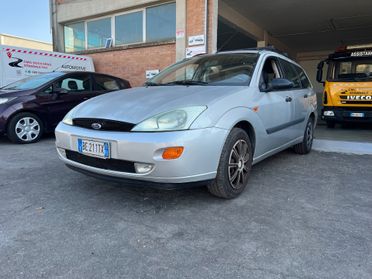 Ford Focus 1.6i 16V cat SW Ambiente