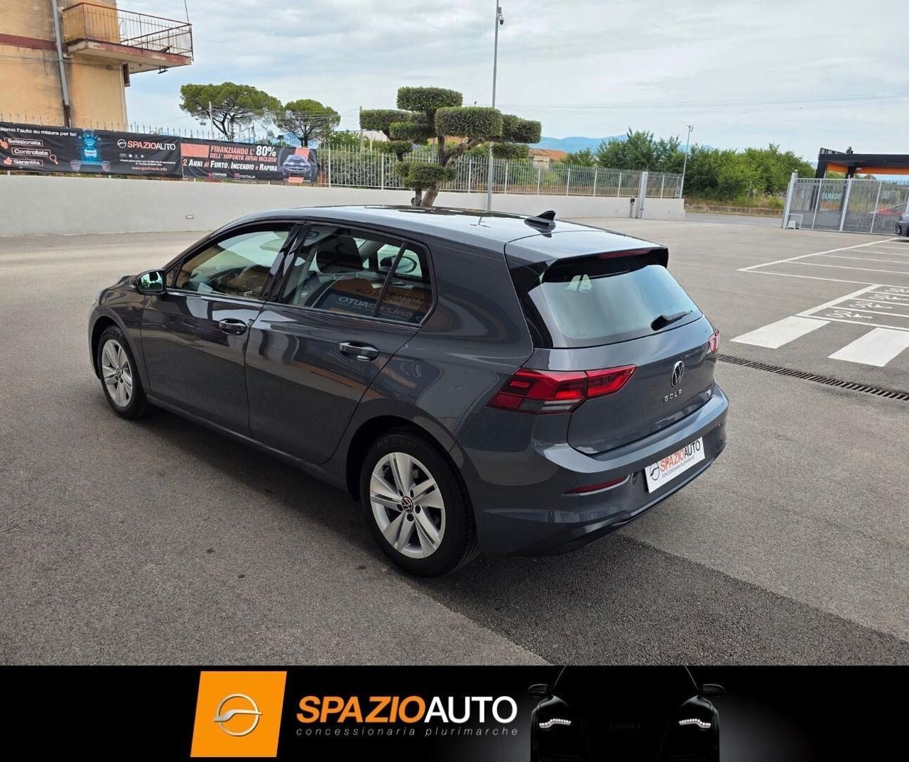 Volkswagen Golf 8 2.0 TDI 150 CV DSG *LUXURY 1ST* FULL