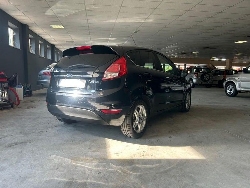 Ford Fiesta 1.5 TDCi 75CV 5P BLACK E WHITE EDITION