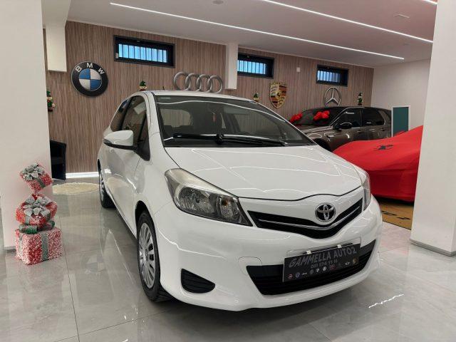 TOYOTA Yaris 1.0 5 porte Active