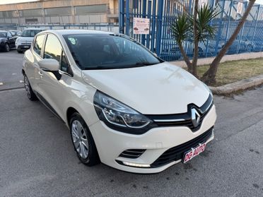 Renault Clio 1.5 dCi 90 cv 2017 navigatore