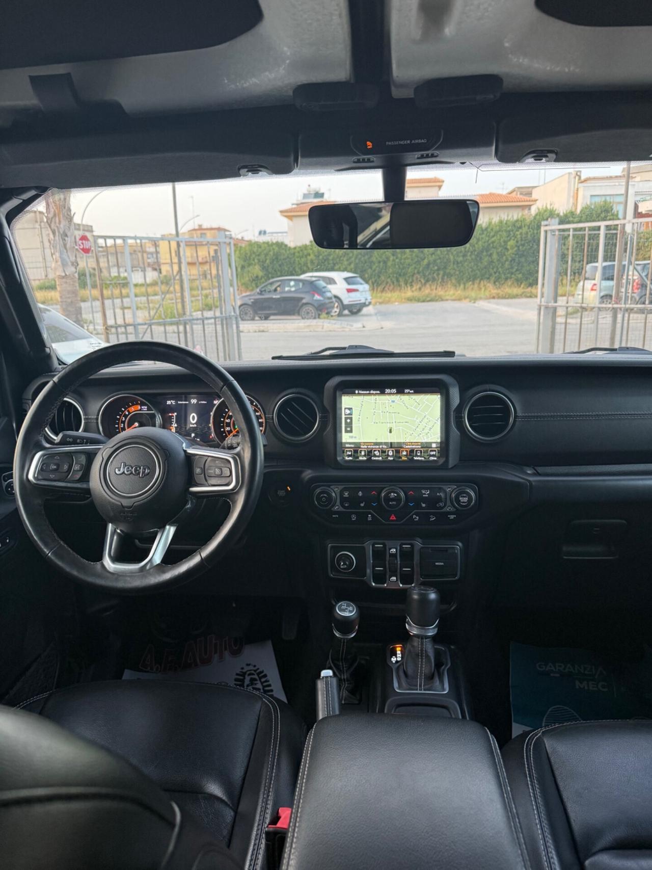 Jeep Wrangler Unlimited 2.2 Mjt II Sahara