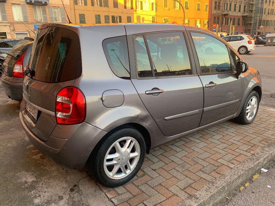 Renault Modus Grand 1.5 dCi 90CV Live