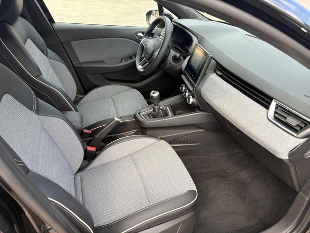 RENAULT Clio TCe 90 CV 5 porte Techno