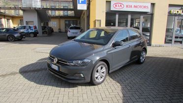 VOLKSWAGEN - Polo