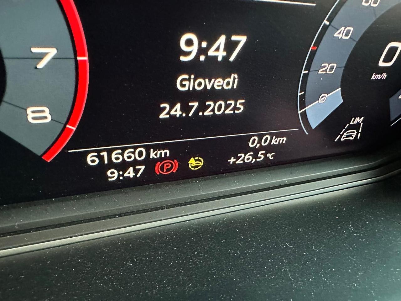 Audi A1 citycarver 30 TFSI Identity Contrast