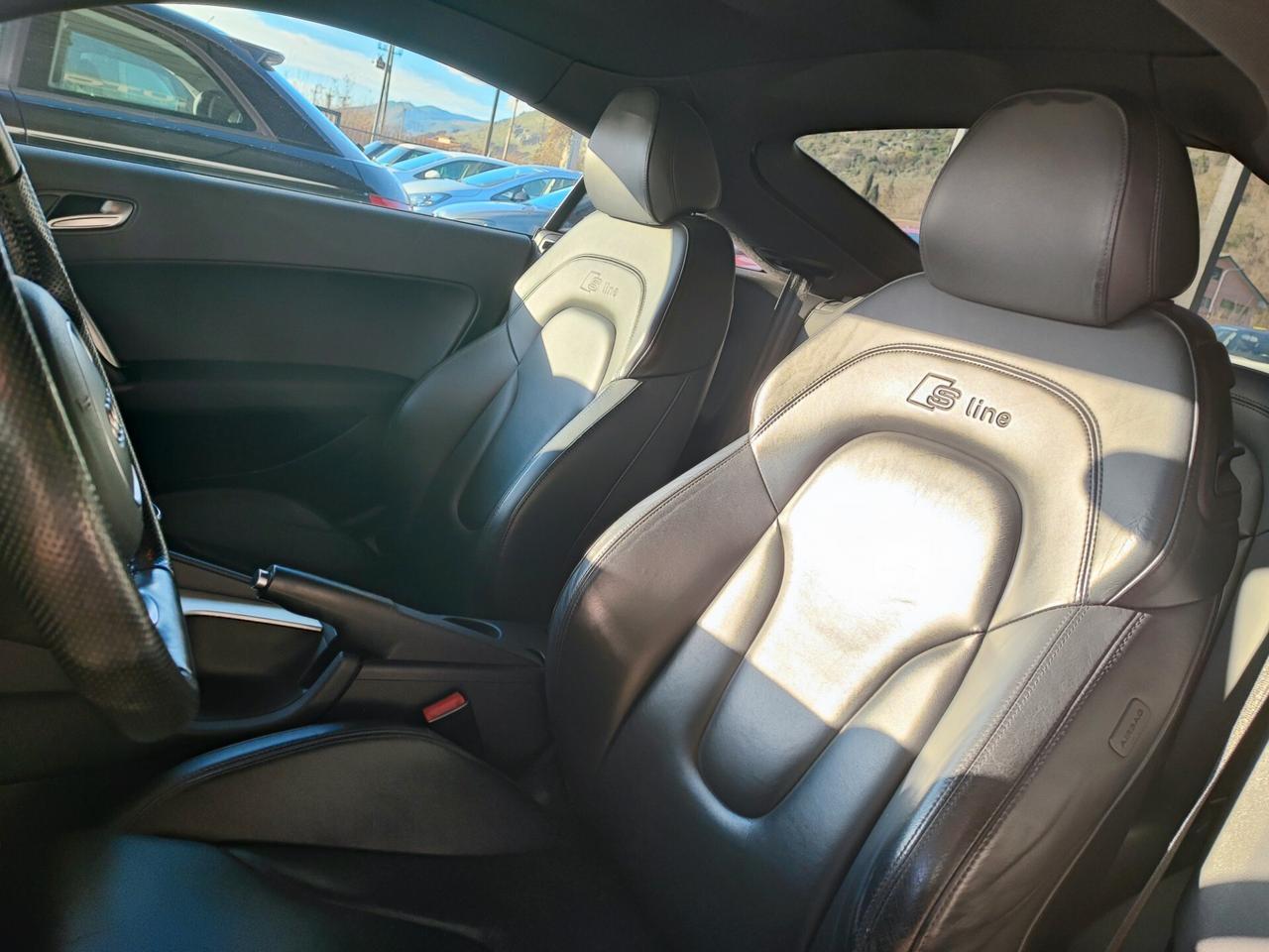 Audi TT Coupé 2.0 TDI quattro Advanced plus