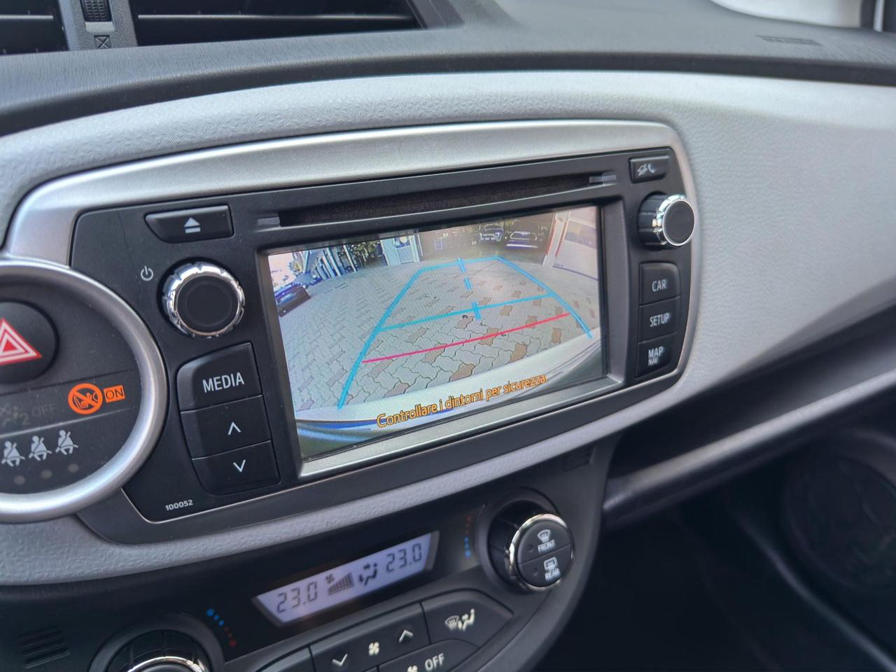 Toyota Yaris 5p 1.5h Lounge+