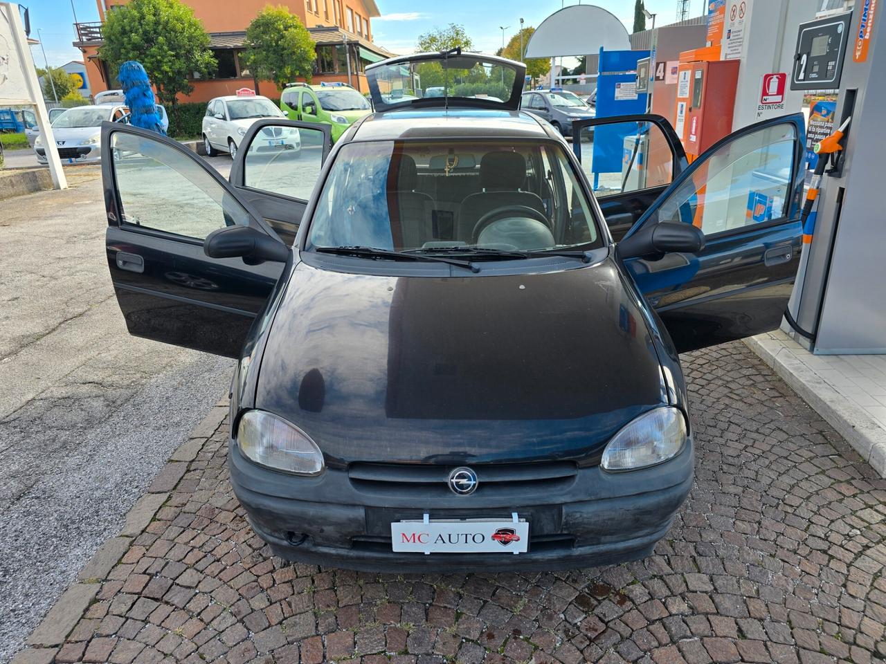 Opel Corsa 1.2i cat 5 porte con 242.000km NEOPATENTATI ok