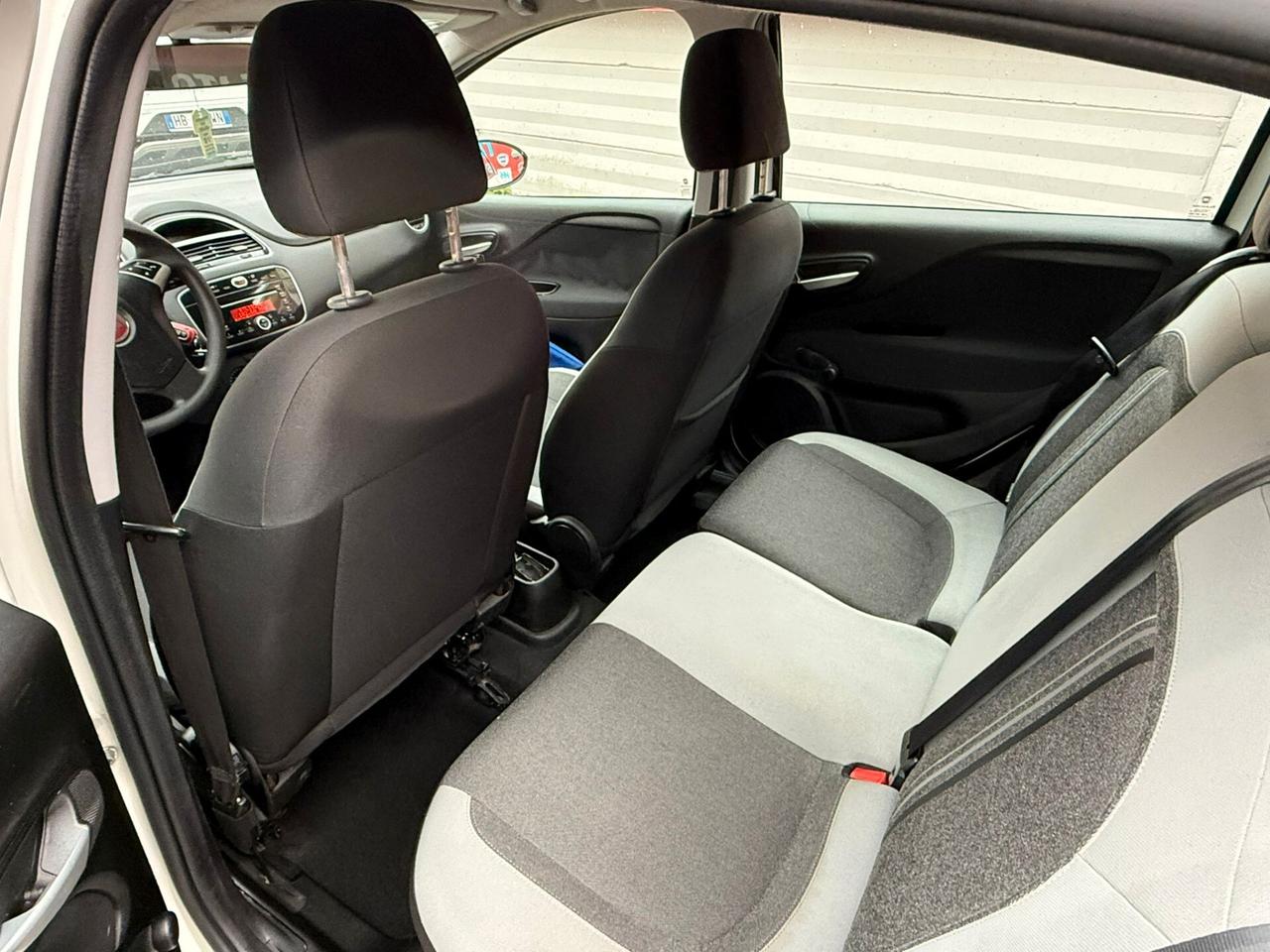 Fiat Punto 1.3 MJT II 75cv Lounge - 2013