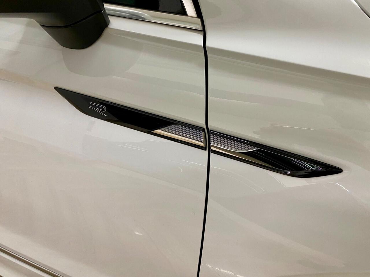 VOLKSWAGEN TIGUAN 2.0 TDI R-Line 4MOTION 2023