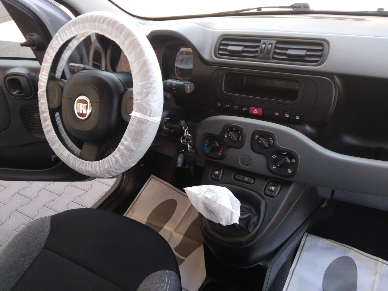 Fiat Panda 1.0 70cv FireFly S&S Hybrid x neopatentati