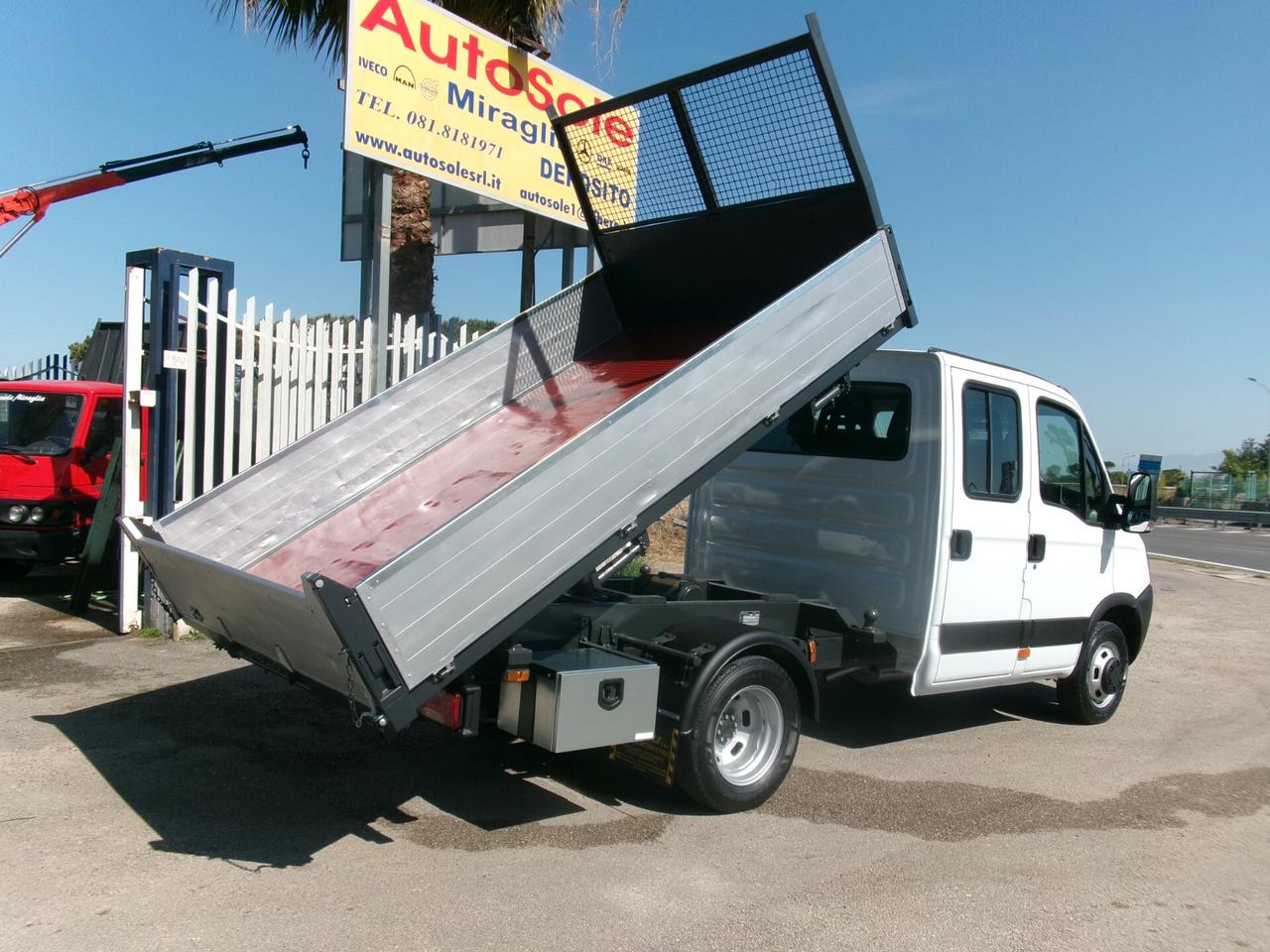 Iveco Daily 35C15 3000 150CV DOP CABINA 7POSTI RIBALTABILE TRILATERALE