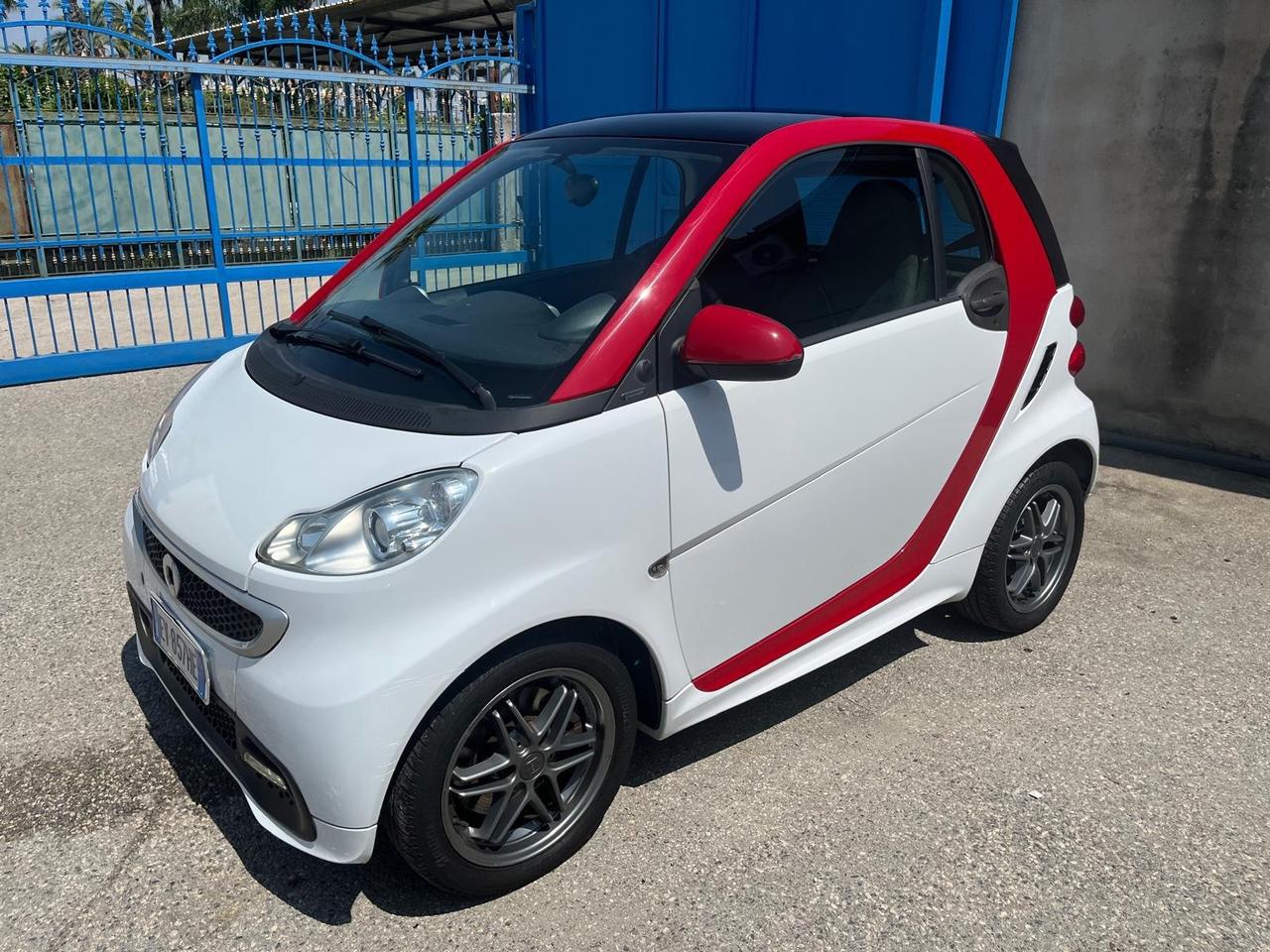 Smart for two 1.0 mhd/71 cv- km 69000-2014