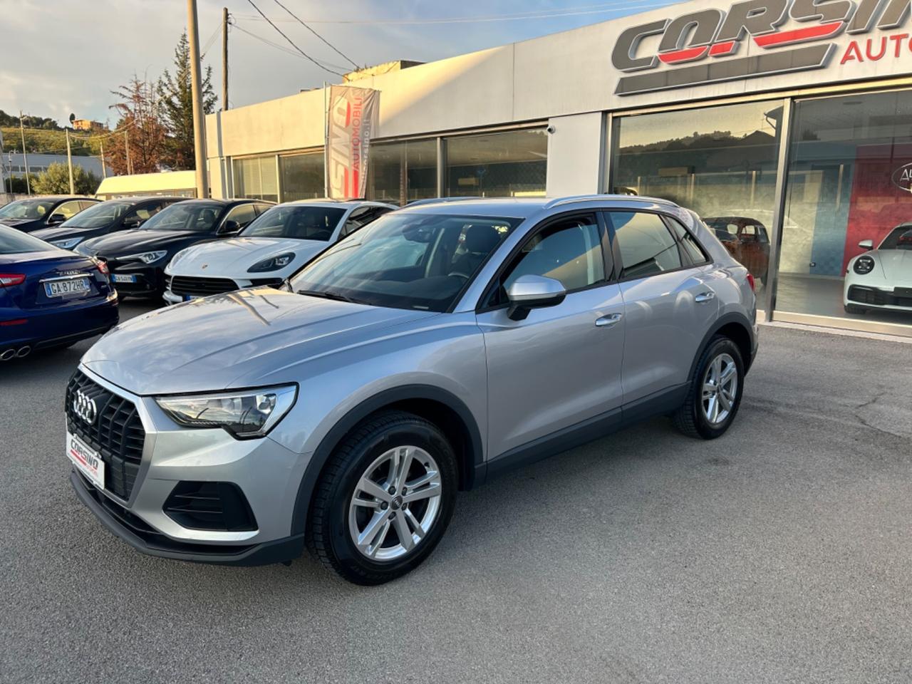 Audi Q3 35 TDI quattro Business