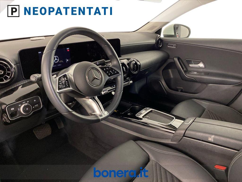 Mercedes Classe A 180 180 D Advanced 8G-DCT