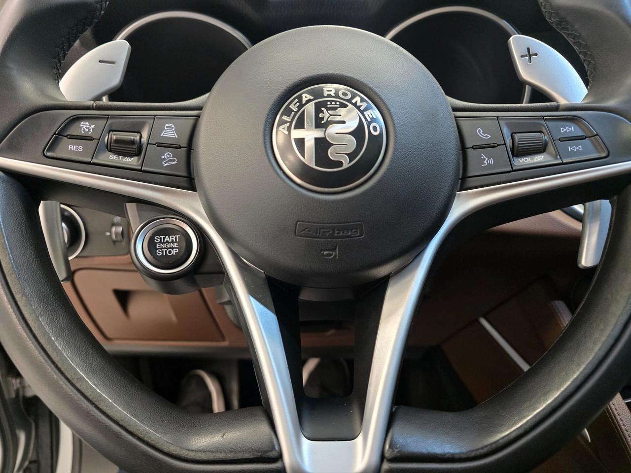 Alfa R. Stelvio 2.2 Turbodiesel 210 CV AT8 Q4 Super