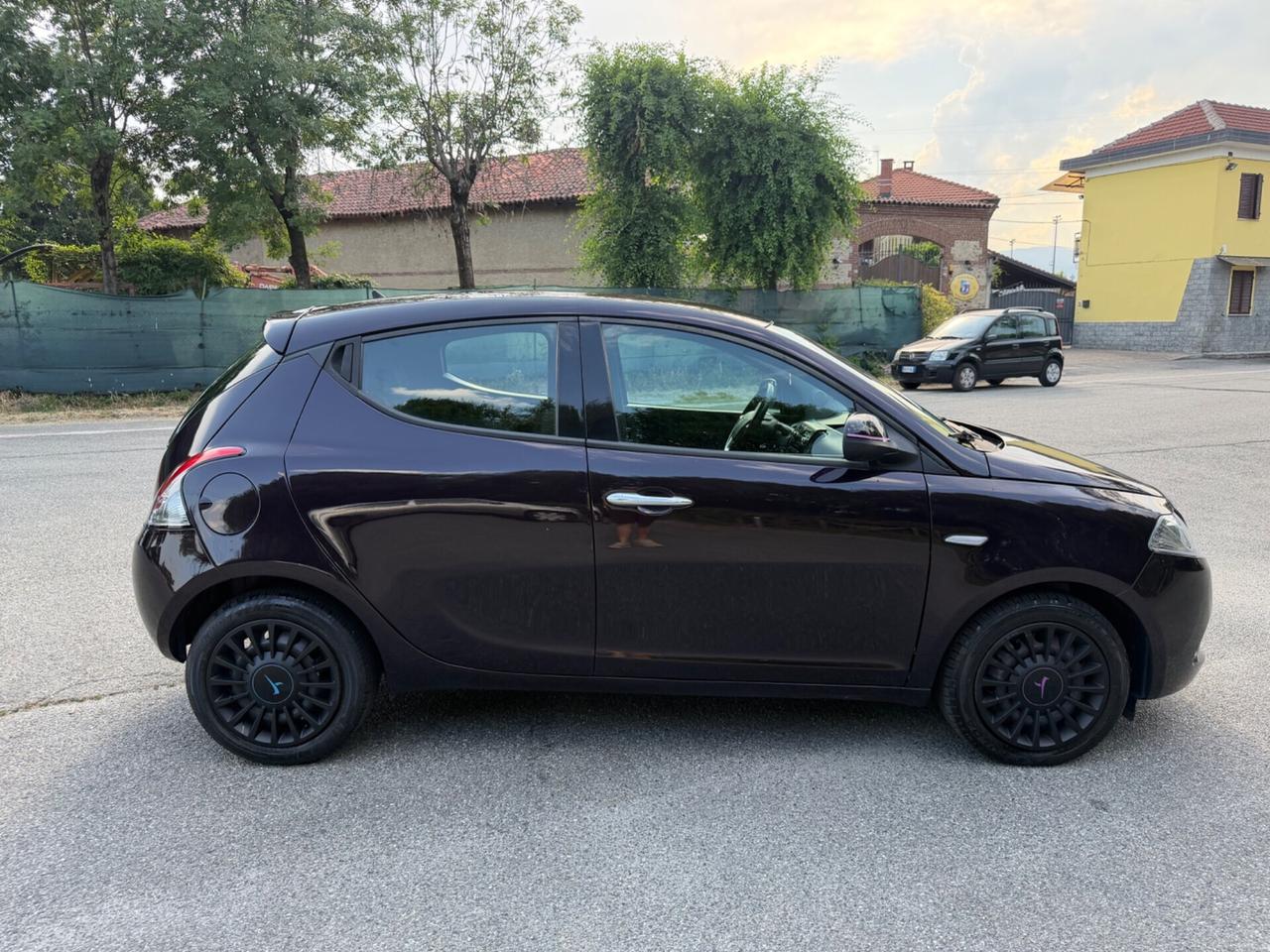 Lancia Ypsilon 1.2 69 CV 5 porte GPL Ecochic Elefantino