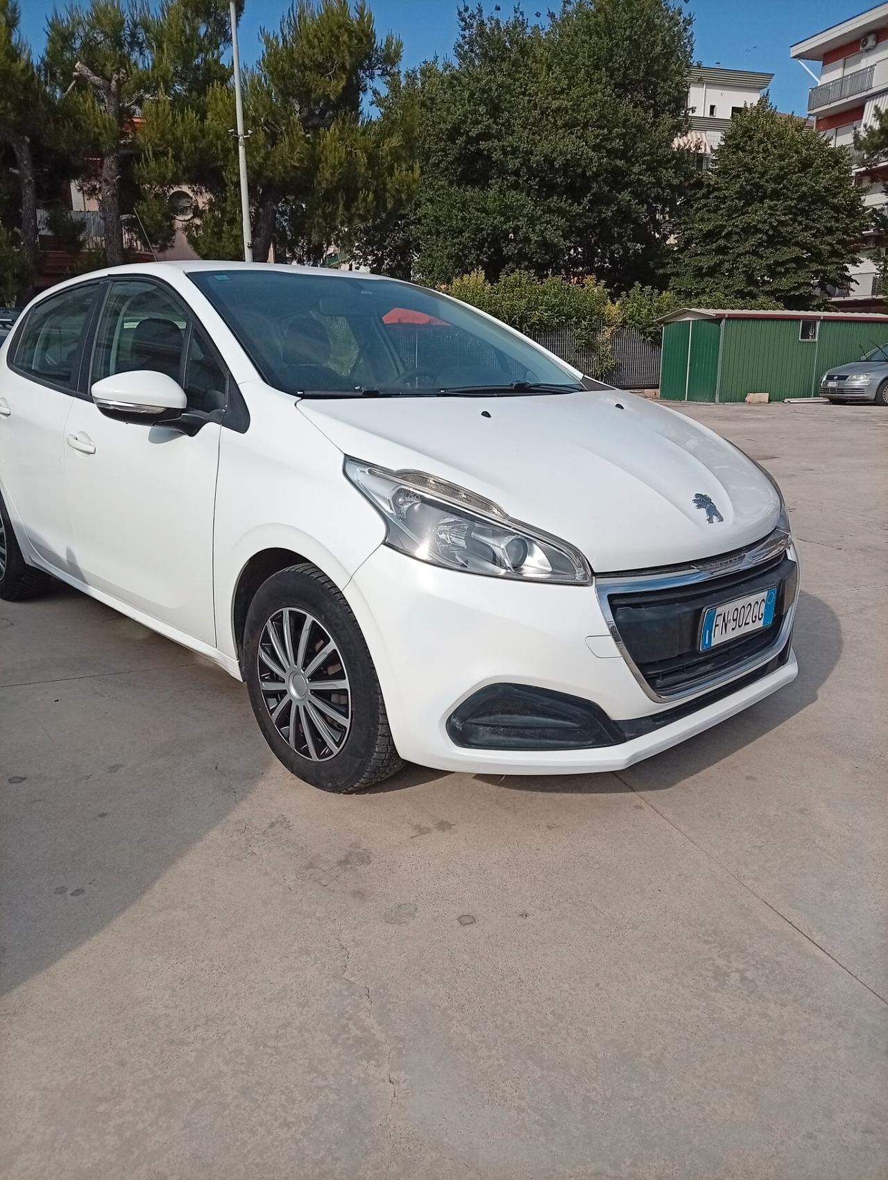 Peugeot 208 82 CV 5p. GPL Active