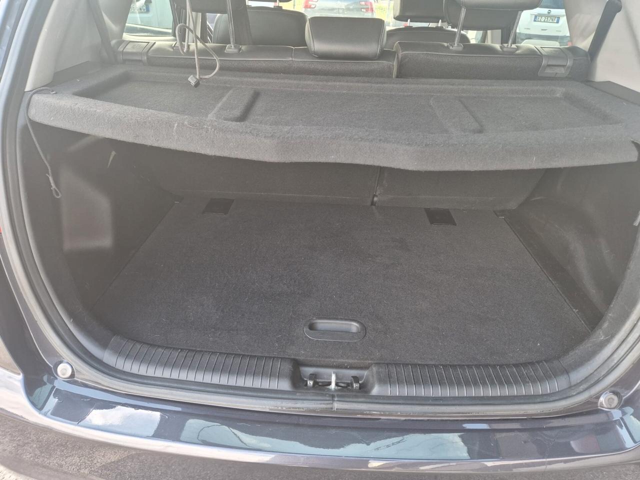 Kia Venga 1.4 EcoGPL Cool E6B--GPL Scad. 2036!!!