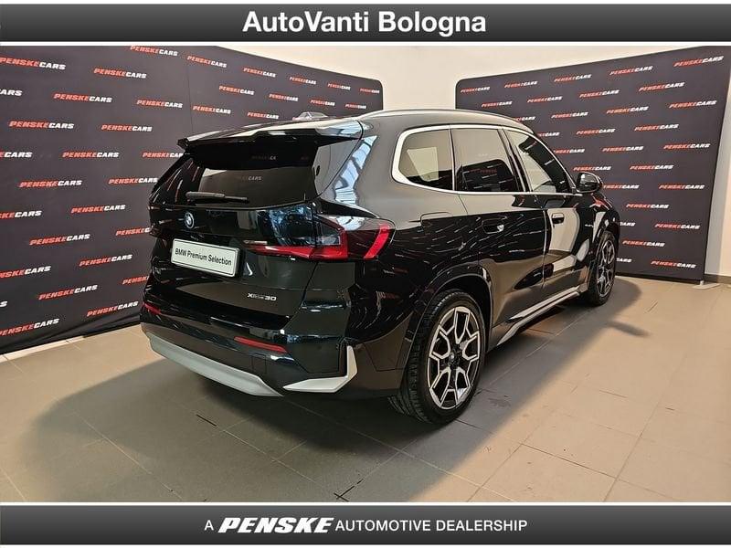 BMW iX1 iX1 xDrive 30 xLine