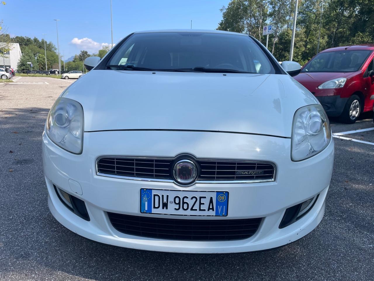Fiat Bravo 1.6 MJT 120 CV*Automatik*Cerchi*Neopatentati*