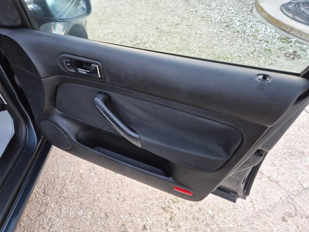 Volkswagen Golf 1.9 TDI 101CV UNICOPROPRIETARIO