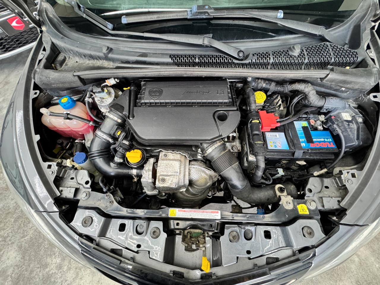 Lancia Ypsilon 1.3 MJT 16V 95 CV 5 porte S&S Gold