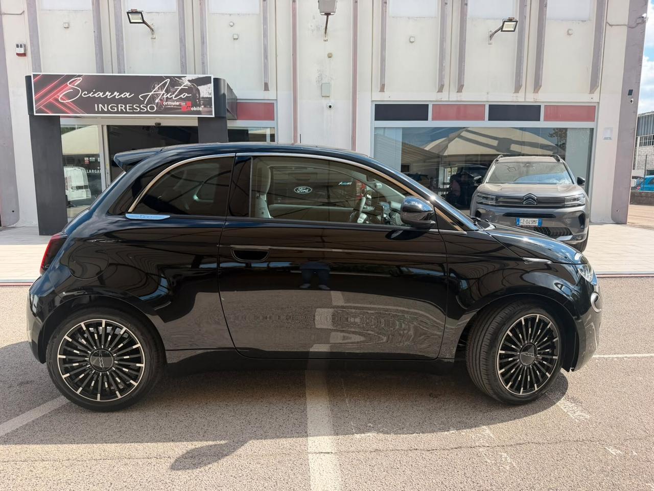 500 Berlina 1.0 Hybrid Icon PACK STYLE