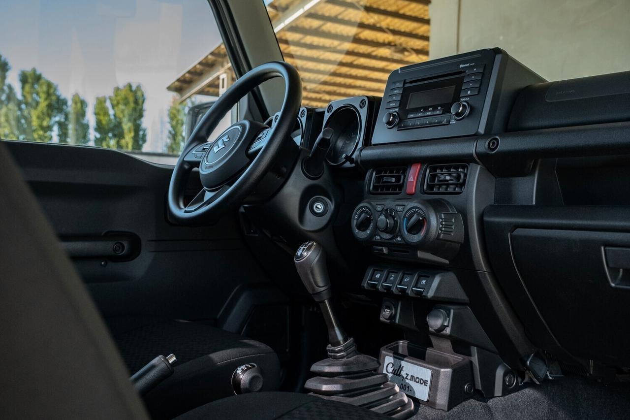 Suzuki Jimny ZMODE Pick-Up Cult Edition