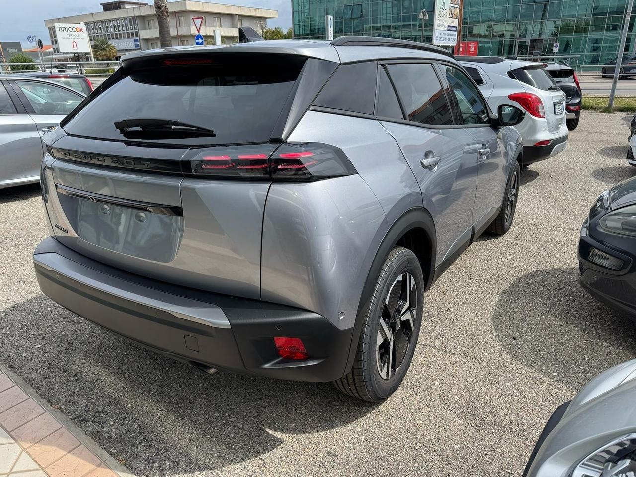 Peugeot 2008 PureTech 100 S&S Allure KM0