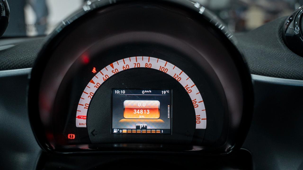 Smart ForFour 1.0 71 CV TWINAMIC 20th ANNIVERSARY 16" NAVI LED F