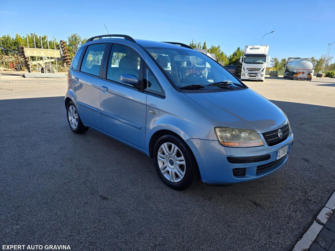 Fiat Idea 1.4 16V Emotion GPL