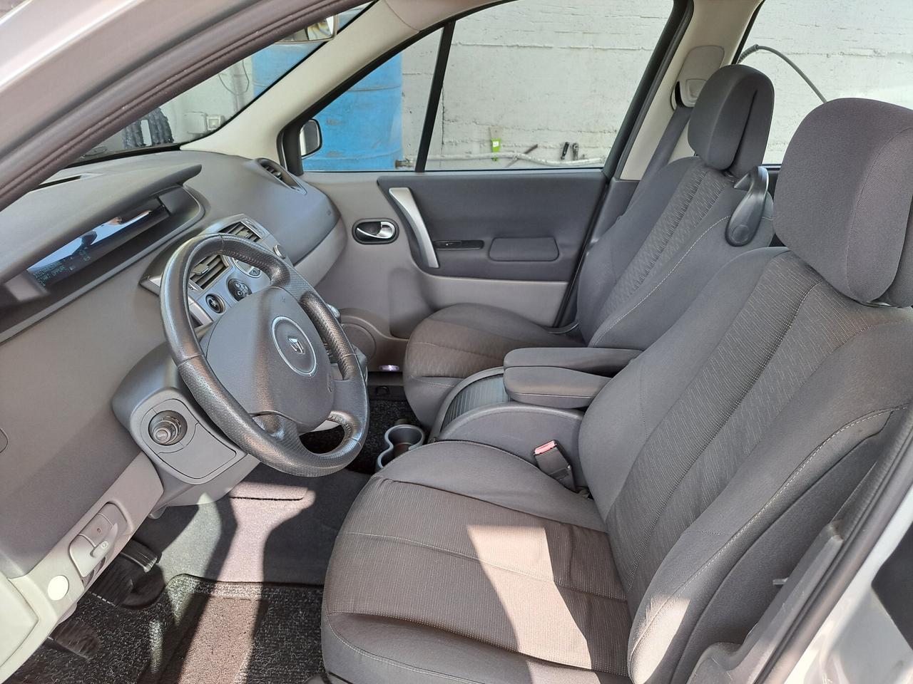 Renault Scenic Scénic 1.6 16V 110Cv Dynamique