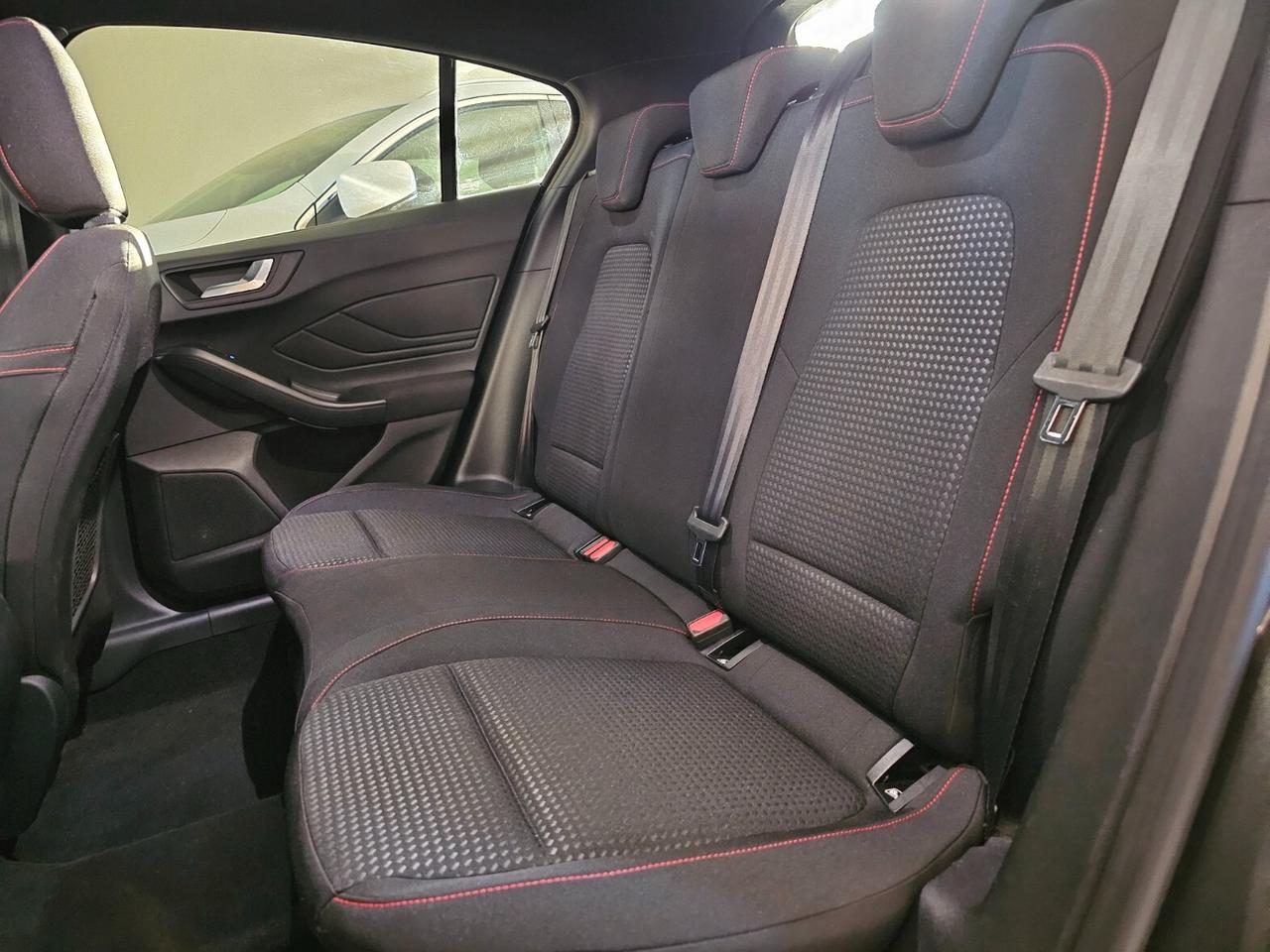 Ford Focus 1.0 EcoBoost Hybrid 125 CV 5p. ST-Line