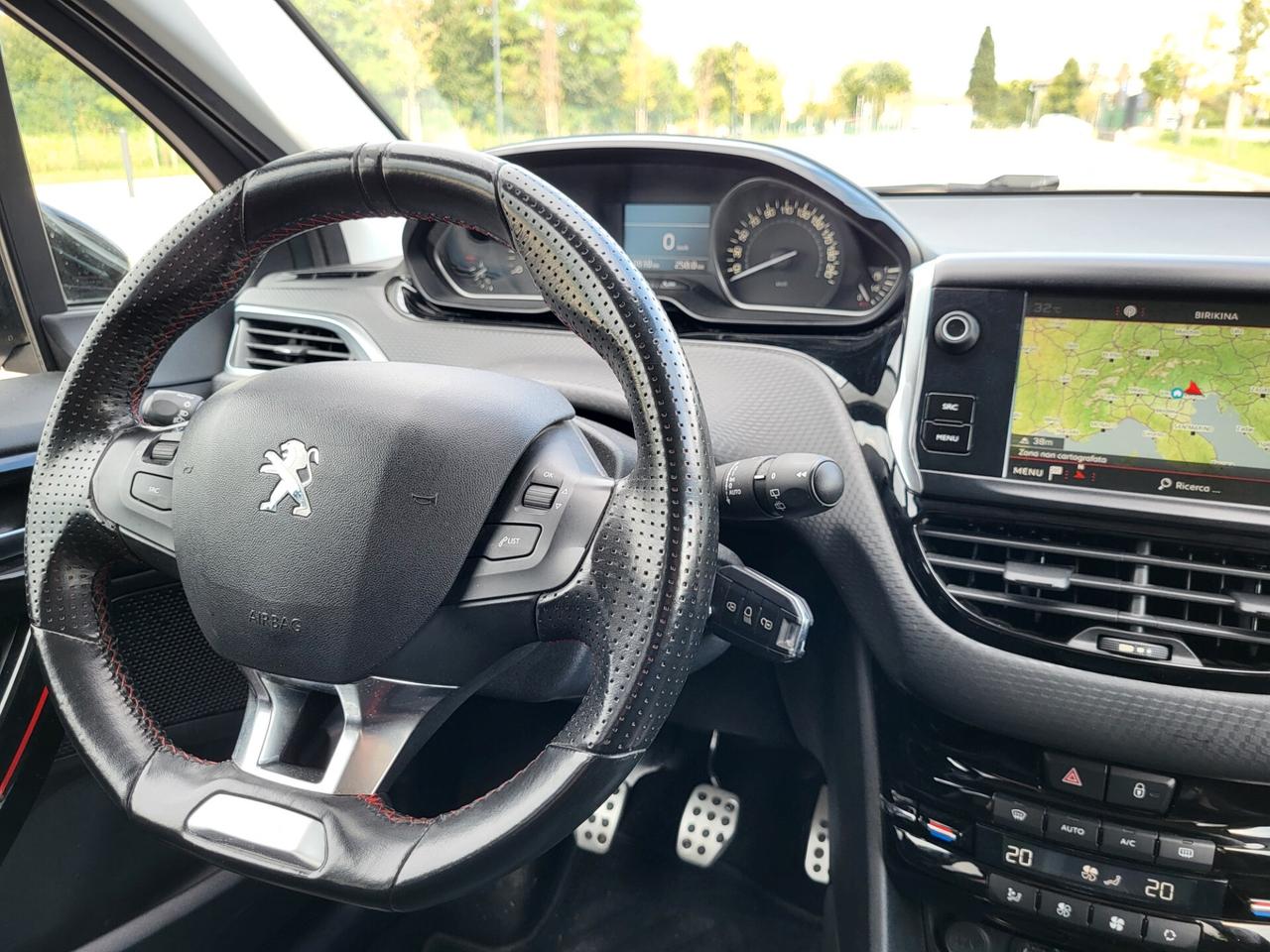 Peugeot 208 GT Line 5P
